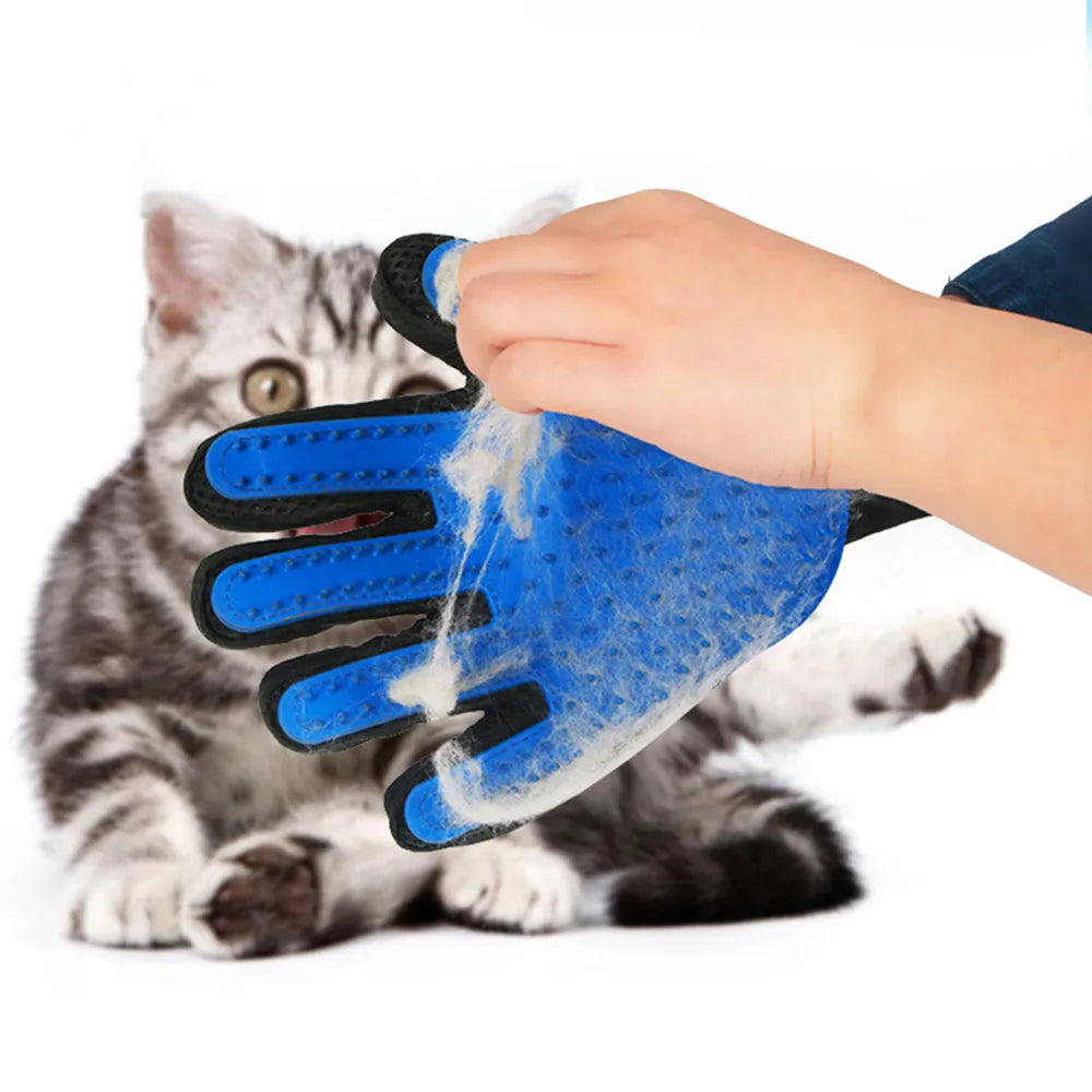 Pet Grooming Glove – Wool Deshedding & Massage Glove for Cats and Dogs