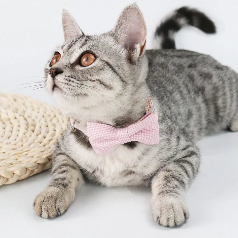 Adjustable Cute Cat Collar with Bow Tie – Stylish Necklace for Cats, Kittens & Small Dogs